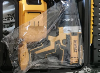 Шуруповерт DeWalt 48v + набор инструментов фото